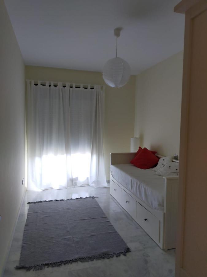 Magnifico Apartamento En El Pto De Sta Maria, Aire Acc, Piscina, Zona Ninos Y Padel El Puerto de Santa María Zewnętrze zdjęcie
